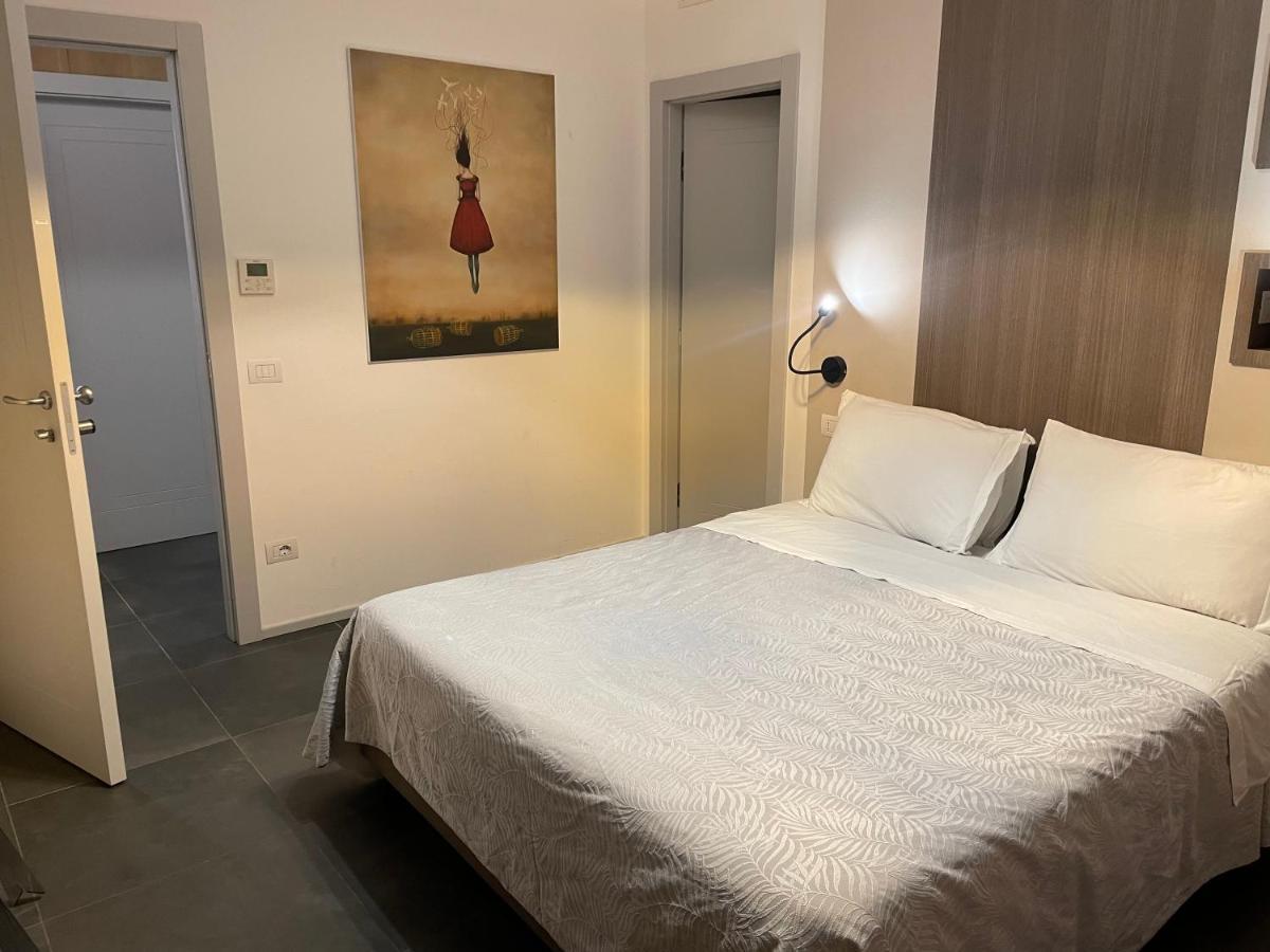 Enjoy Garden - Flavio Baracchini 9 - Rooms มิลาน ภายนอก รูปภาพ
