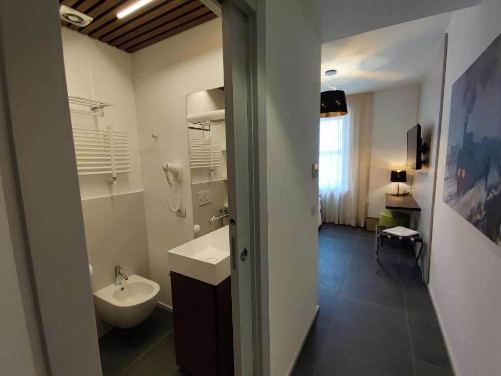 Enjoy Garden - Flavio Baracchini 9 - Rooms มิลาน ภายนอก รูปภาพ